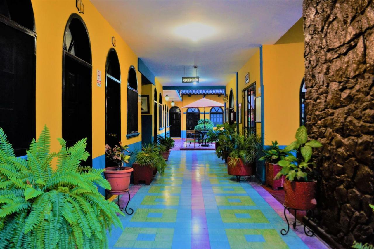 Hotel Delfin Comitan المظهر الخارجي الصورة