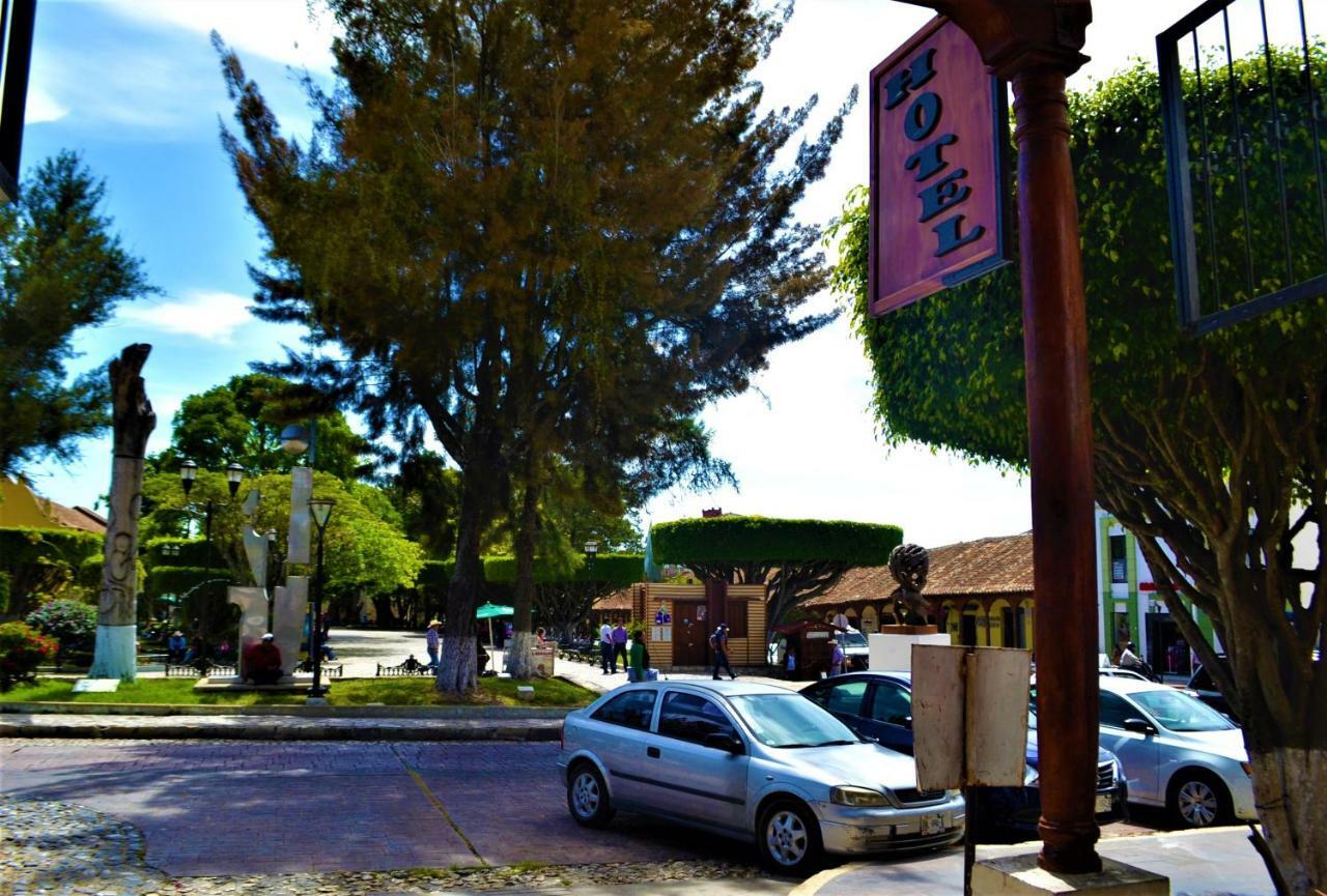 Hotel Delfin Comitan المظهر الخارجي الصورة